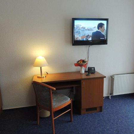 Hotel-Restaurant Zum Roeddenberg Osterode am Harz Room photo